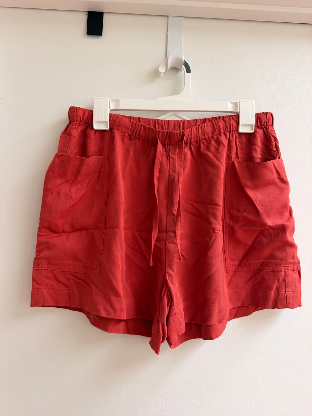 Rust old navy Women's Drawstring Utility Shorts never worn